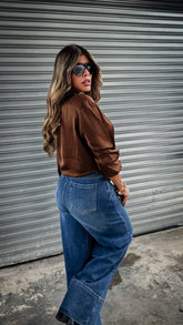 “OLIVIA” COLLARED BUTTON DOWN SILKY SHIRT